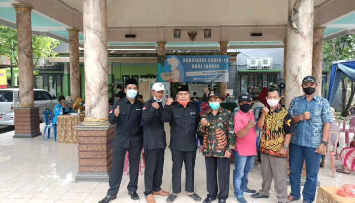 Pemdes Gilang Berikan Vaksinasi Covid-19, Didukung Bpd, Lpmd Dan Puskesmas Trosobo