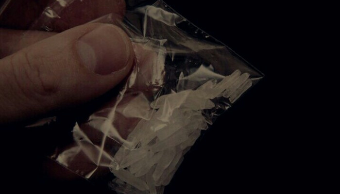 Asik Konsumsi Sabu, Oknum Penegak Hukum Dan Kades Di Banyuwangi Ditangkap