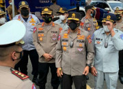 Kakorlantas Polri, Irjen Pol Istiono Tinjau Pelaksanaan Operasi Ketupat Semeru 2021 Di Jatim