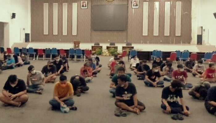 Pelanggar Jam Malam Dan Prokes Diamankan Polrestabes Surabaya