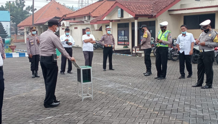 Akp Zunaedi: Manfaat Bersedekah Bisa Dirasakan Bagi Pemberinya