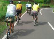 Dr. Dr. Meity Ardiana Spjp(K)., Fiha., Fica., Fascc Berikan Tips Aman Bersepedah