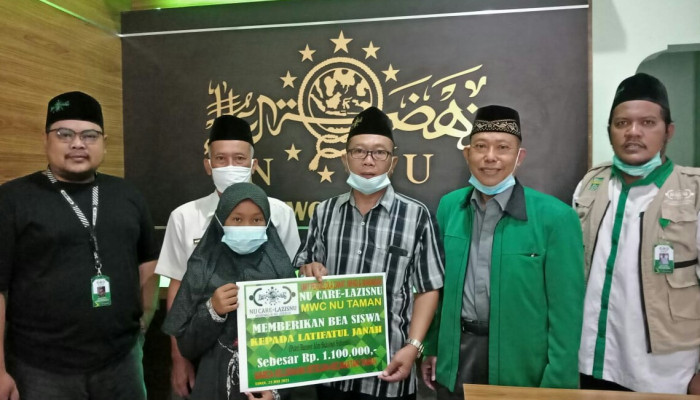 Nu Care Lazisnu Mwc Nu Taman, Sidoarjo Berikan Beasiswa Pendidikan Bagi Yatim Dan Dhuafa