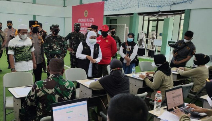 Gubernur Jatim Tinjau Pelaksanaan Vaksinasi Di Ponpes Bumi Sholawat Sidoarjo