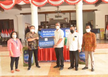 Indomart Kembali Salurkan Bantuan Sembako dan Tenda untuk Masyarakat Sidoarjo