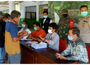 Cegah Kerumunan,   Pencairan Bst Di Jombang Lewat Pt Pos Indonesia