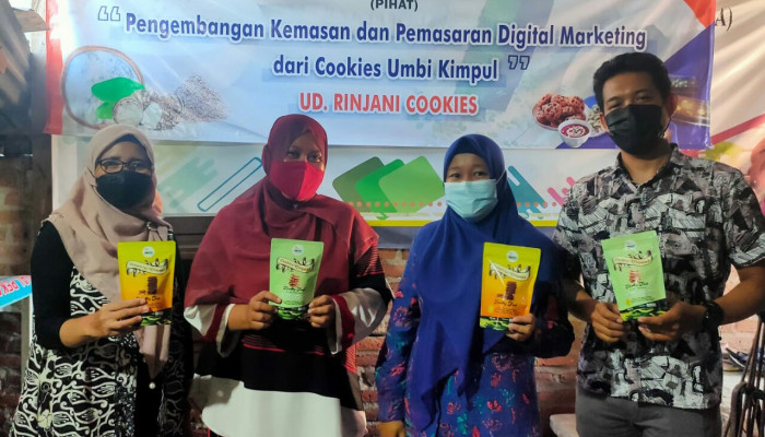 Pentingnya Pengemasan Produk Menarik Bagi Pelaku Ukm Rinjani Cookies Kota Surabaya