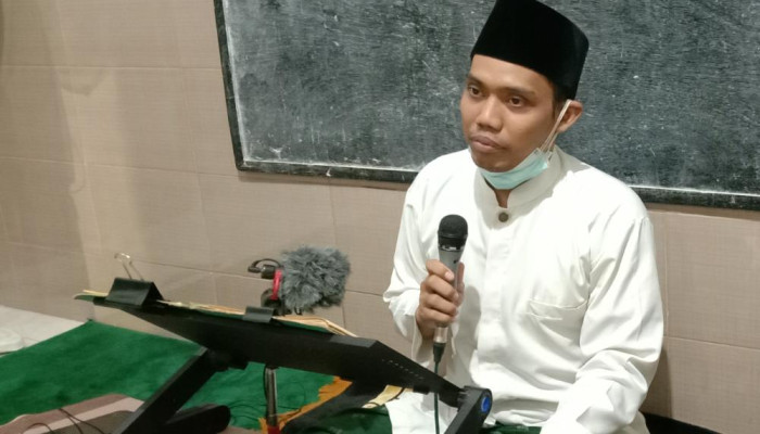 Pengajian Ta’Limul Muta’Allim Di Ponpes At-Taqowwiyah Tarbiyatul Banat Khodijah Surabaya