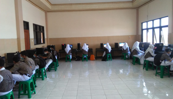 Tingkatkan Mutu Pendidikan, Smp Ypm 1 Taman Gelar Simulasi Asesmen Nasional