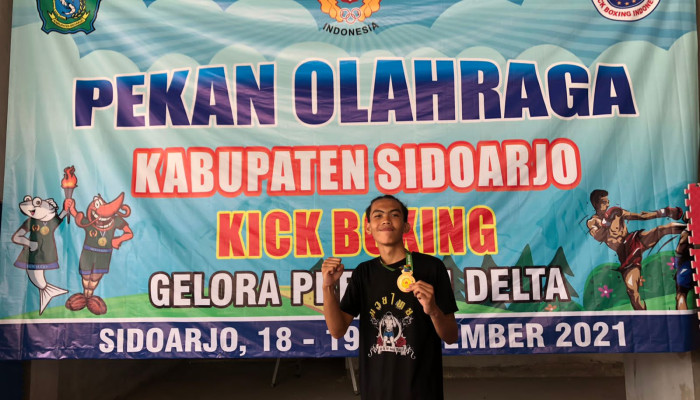 Siswa Smk Ypm 7 Tarik Meraih 2 Medali Emas Porkab Sidoarjo, Olahraga Kick Boxing