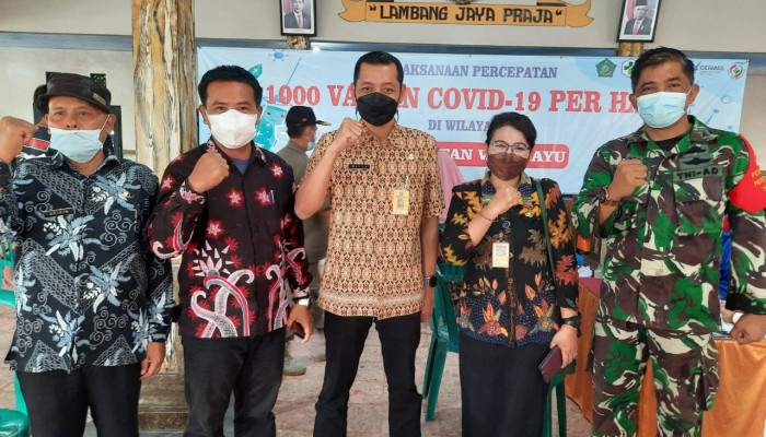 Desa Lambangan Dan Desa Plaosan Kecamatan Wonoayu, Sidoarjo Gelar Vaksinasi