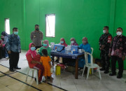 Tiga Pilar Driyorejo Tinjau Vaksinasi Di Desa Bambe, Tersedia 1000 Kuota