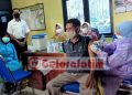 Warga Desa Jeruk Legi Melaksanakan Vaksinasi, Tersedia 1000 Dosis
