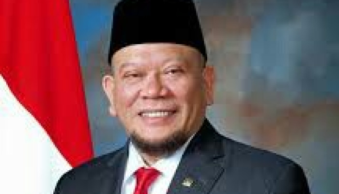 Ketua Dpd Ri, Aa Lanyalla Mahmud Mattalitti Apresiasi Penurunan Zona Jatim