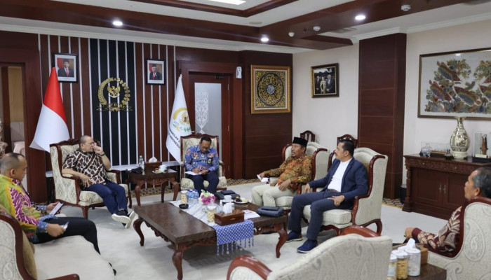 Bertemu Pb Pgri, Ketua Dpd Ri Sampaikan Agenda Safari Fgd Amandemen Konstitusi