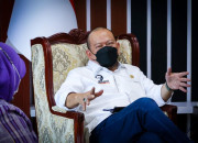 Ketua Dpd Ri Ingatkan Pemda Tak Tunda Pembangunan Jalan