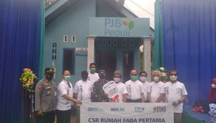 Mengaku Pernah Tinggal Di Pinggir Kali Hingga Gua, Pria Di Pacitan Ini Mulai Tempati Rumah Faba