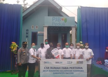 Mengaku Pernah Tinggal di Pinggir Kali Hingga Gua, Pria di Pacitan Ini Mulai Tempati Rumah FABA