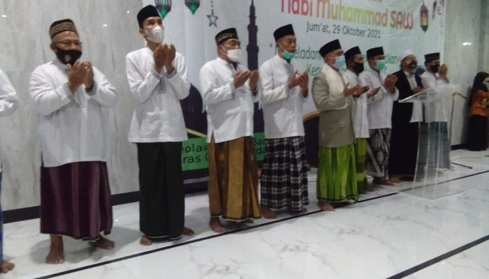 Masjid Al Firdaus Graha Kota Sidoarjo Peringati Maulid Nabi Muhammad Saw