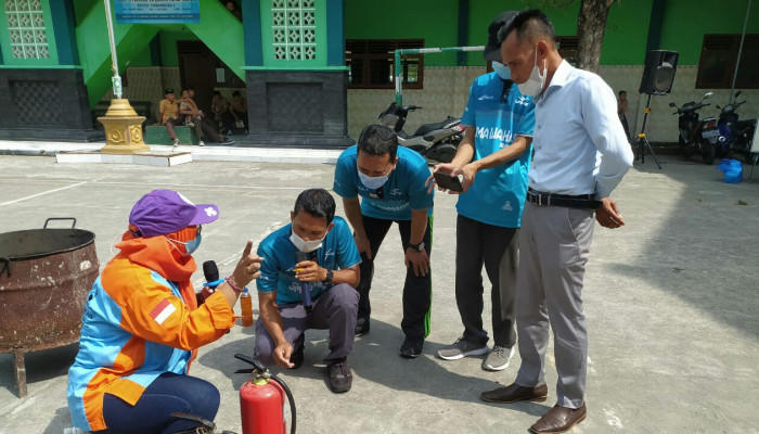 Srpb Dan Bpbd Jatim Beri Edukasi Spab Di Sma Wachid Hasyim Lamongan