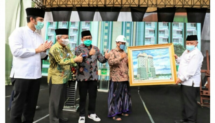 Pembangunan Menara 17 Pengurus Wilayah Nahdlatul Ulama (Pwnu) Jatim, Dihadiri Wagub Emil