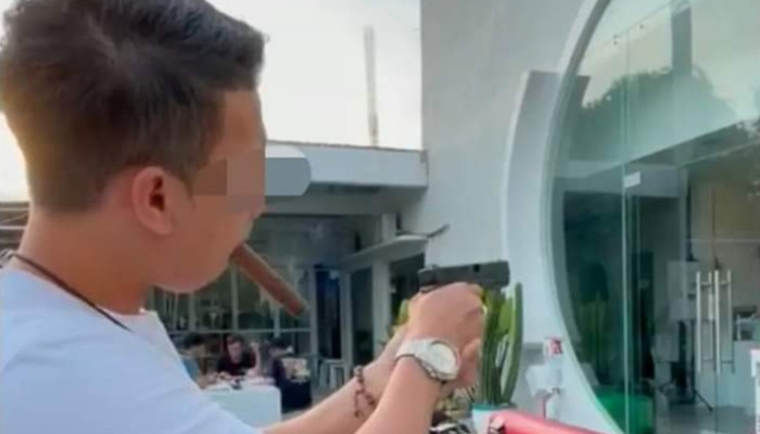 Video Viral Warga Lamongan Pamer Senjata Jenis Airsoftgun, Kini Diamankan Polisi