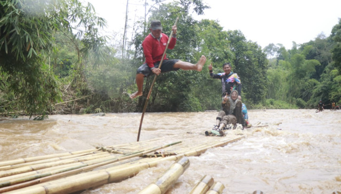 Keseruan Danrem 101/Antasari Kenalkan Daya Tarik Wisata Loksado