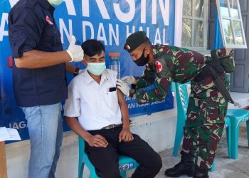 Satgas Pamrahwan Maluku Utara Yonif RK 732/Banau , Pos 2 Loloda SSK II Ikut Andil Pelaksanaan Vaksinasi