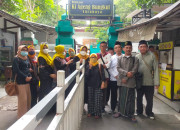 Wisata Religi Sma Sawunggaling Surabaya Alumni 1984