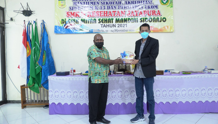 Tingkatkan Kualitas Pendidikan, Smkn Indonesia Timur Berkunjung Ke Smk Mitra Sehat Mandiri Sidoarjo