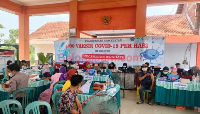 Antusiasme Warga Desa Karangpuri Mengikuti Vaksinasi Tahap Dua, Semoga Berakhir