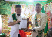 Ketua Dpd Ri Peroleh Gelar Adat Petta Punggawae To Mappatunru Dari Addatuang Sidenreng