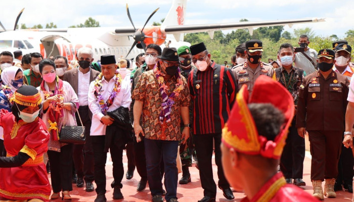 Tiba Di Muna Barat, Lanyalla Singgung Ruu Daerah Kepulauan Hingga Calon Perseorangan