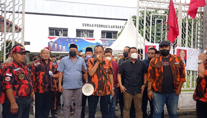 Pemuda Pancasila Kabupaten Sidoarjo Tuntut Junimart Girsang Meminta Maaf