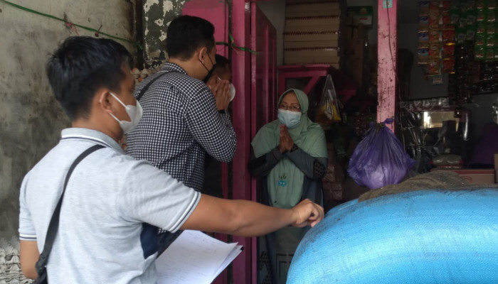 Minyak Goreng Dan Telur Mulai Naik, Kasatreskrim Polres Pacitan Sidak Pasar