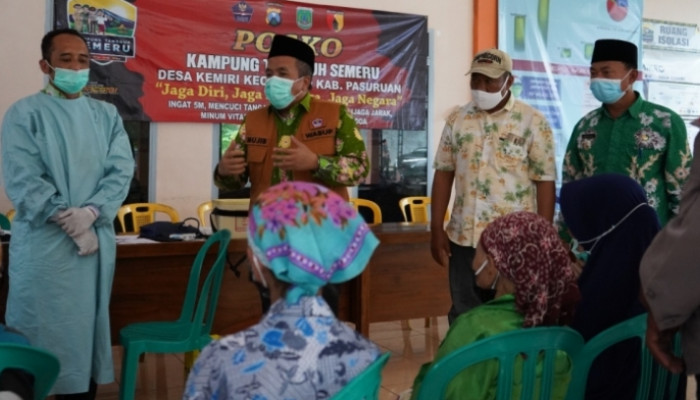 Vaksinasi Lansia, Bupati Pasuruan Inginkan Masyarakat Patuhi Protokol Kesehatan
