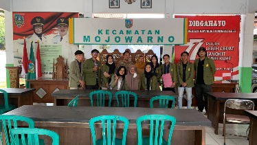Optimalisasi Pertumbuhan Desa, Mahasiswa KKNT UPNV JATIM Melakukan Kunjungan Observasi
