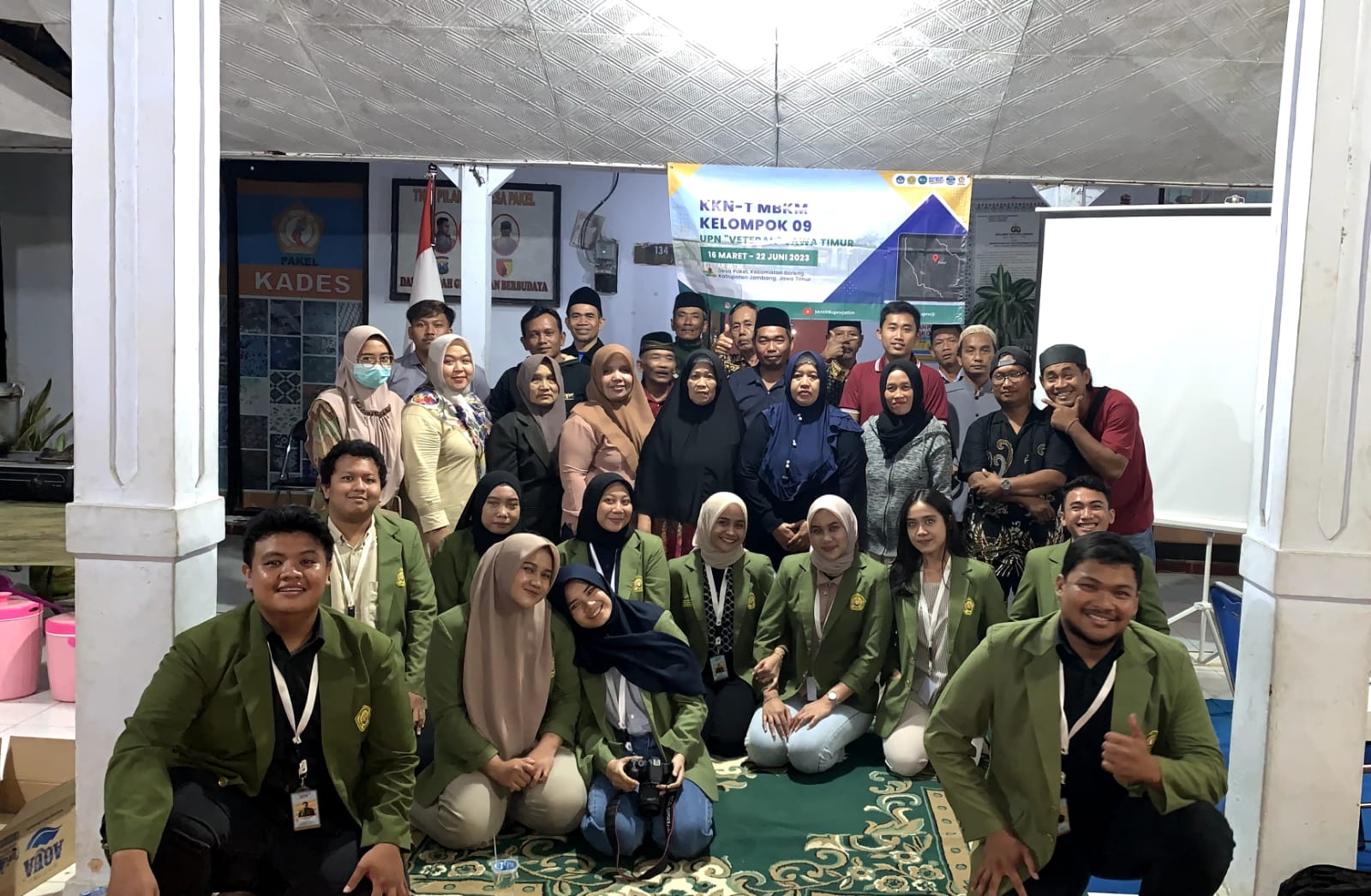 Kelompok 09 UPN ”Veteran” Jawa Timur Mengelar Penutupan Kegiatan KKN-Tematik MBKM di Desa Pakel