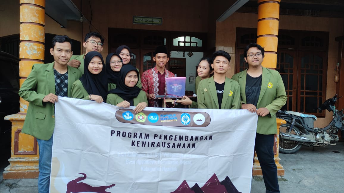 Teknologi Tepat Guna (TTG) Peniris Minyak Bawang Goreng oleh Kelompok 68 KKN-T UPN “Veteran” Jawa Timur 