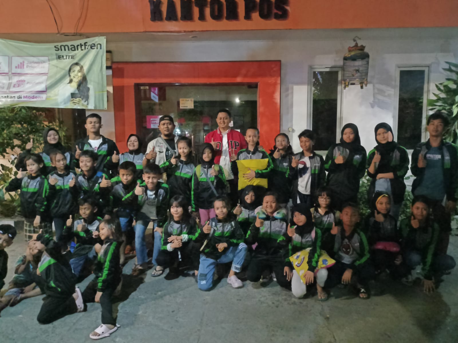 Lepas Atlet Pencak Silat dari PSHT, Caleg DPRD Surabaya PDI-Perjuangan, Fayakundia : Semoga Meraih Hasil Maksimal 