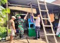 Polsek/Koramil Tanggulangin Kompak Bahu Membahu Cek Rumah Korban Terdampak Angin Puting Beliung 