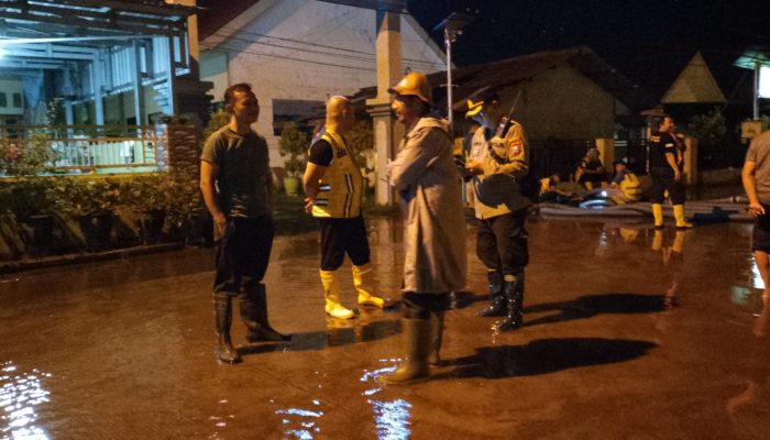 Banjir Kecil Desa Kedung Banteng Tertangani Bbws Brantas Japanan Dan Tiga Pilar Tanggulangin