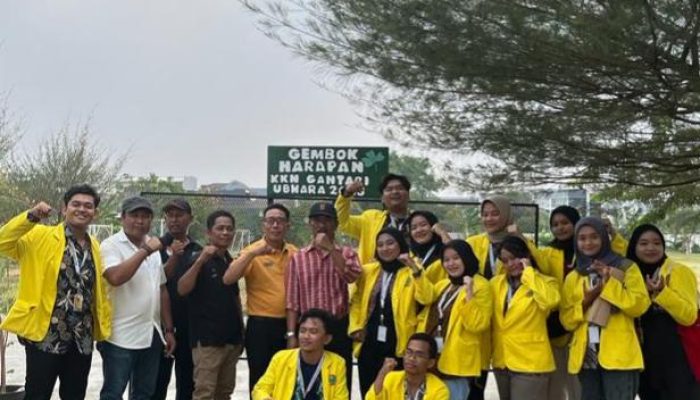Gembok Harapan Sebagai Program Kerja Mahasiswa Universitas Bhayangkara Di Kampung Semanggi Surabaya 