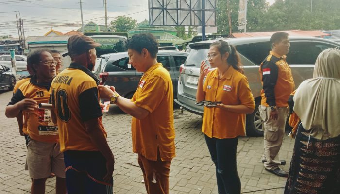 Dr Hendryanto Udjari Blusukan Di Pasar Larangan Sidoarjo, Temui Para Pedagang