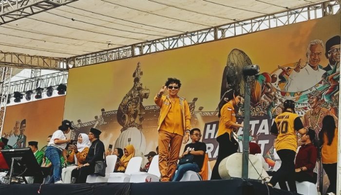 Caleg Dprd Jatim, Dr Hendryanto Udjari Hadir Di Kampanye Akbar Ganjar-Mahfud