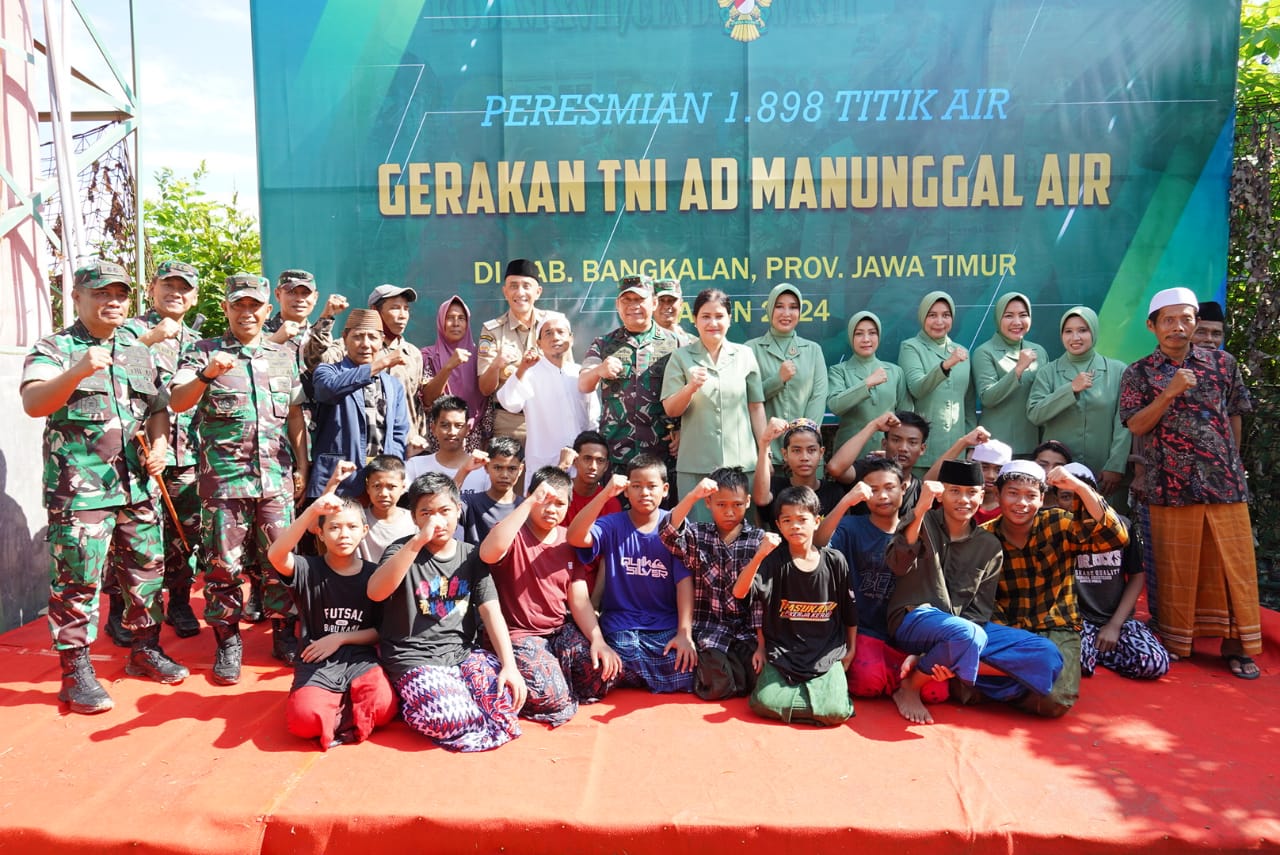 Launching Program Gerakan TNI AD Manunggal Air Bersih di Desa Tanah Merah Bangkalan