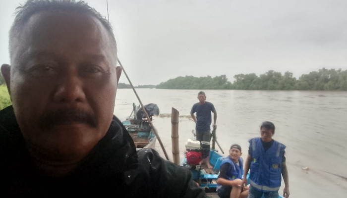 Polsek Jabon Tangani Temuan Mayat Yang Mengalir Ke Arah Sungai Tlocor