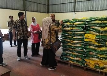Cek Ketersediaan Beras, Polres Bojonegoro Bersama Tim TPID Sidak Gudang Bulog dan Penggilingan Padi