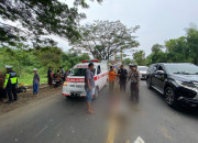Polisi Olah Tkp Laka Lantas Di Gondanglegi Malang, Dua Pemotor Tutup Usia