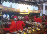Petik Laut Dan Ruwat Desa Dusun Gisik Kidul  Menggelar Wayang Kulit